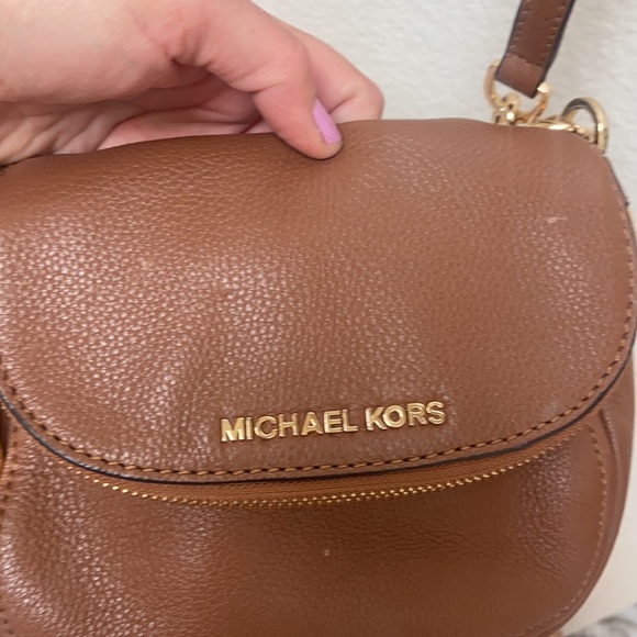 Michael Kors brown leather purse - Picture 4 of 7